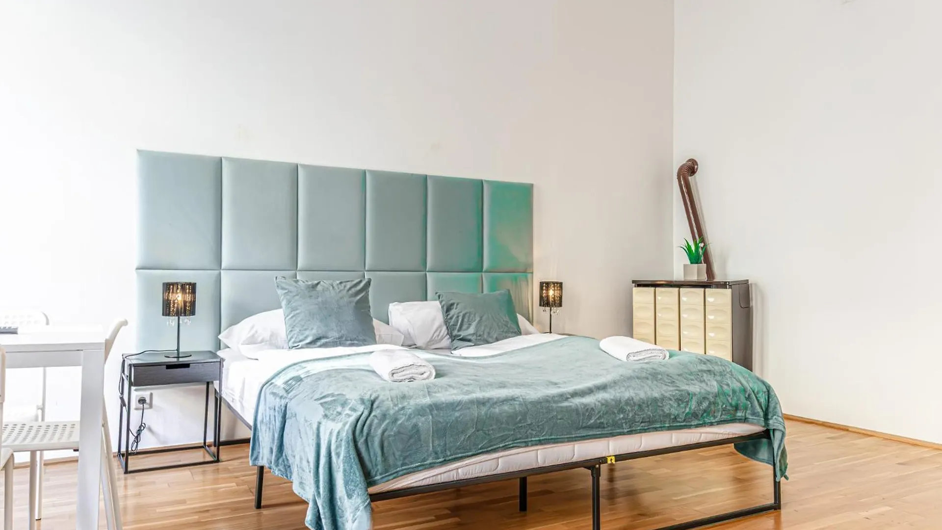 Comfy 1Br Apartment In The Heart Of Wiedeń