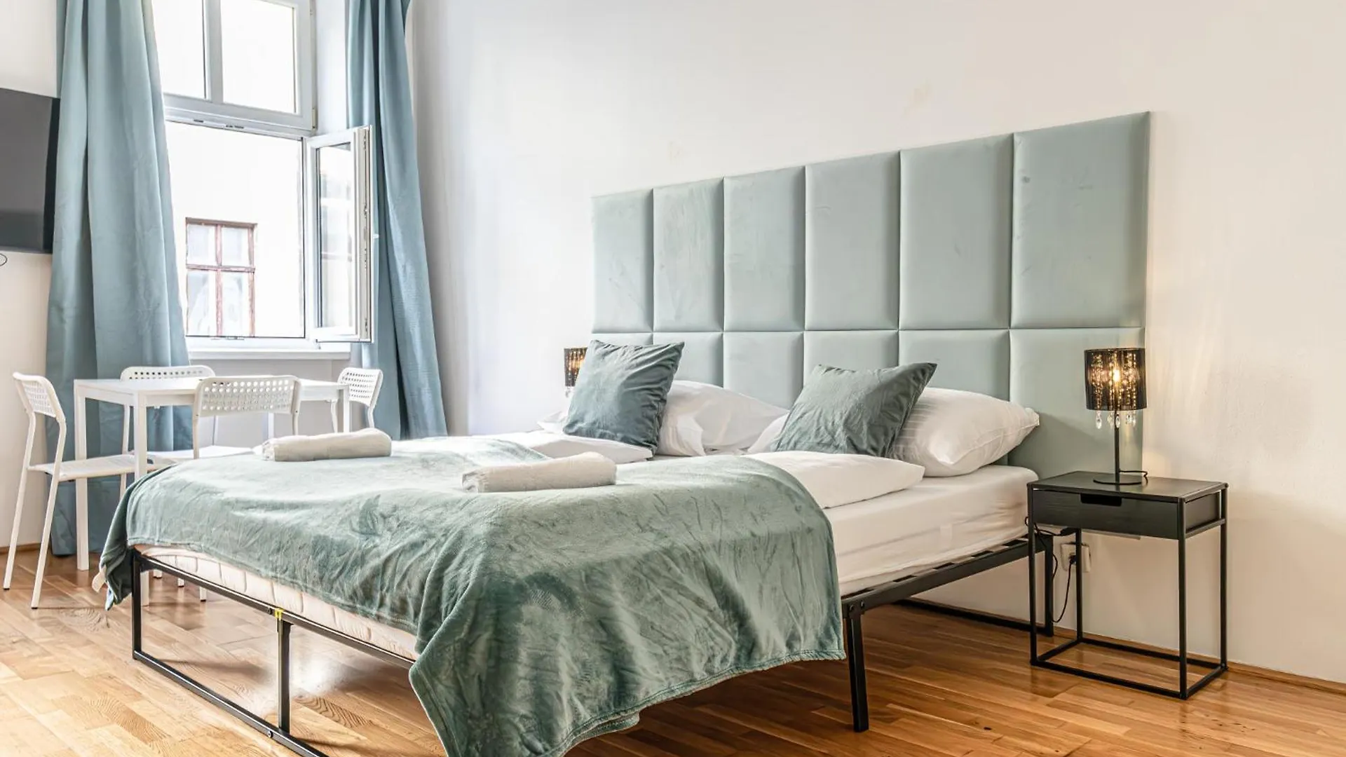 Comfy 1Br Apartment In The Heart Of Wiedeń 0*,  Austria