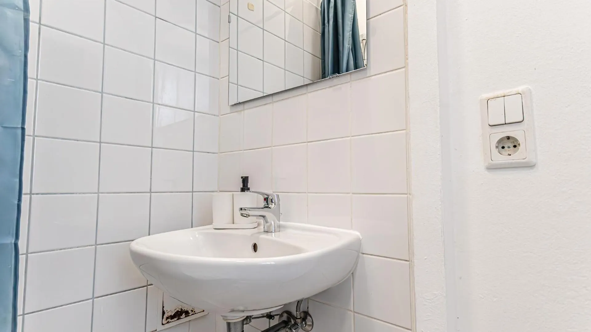Comfy 1Br Apartment In The Heart Of Wiedeń 0*,  Austria